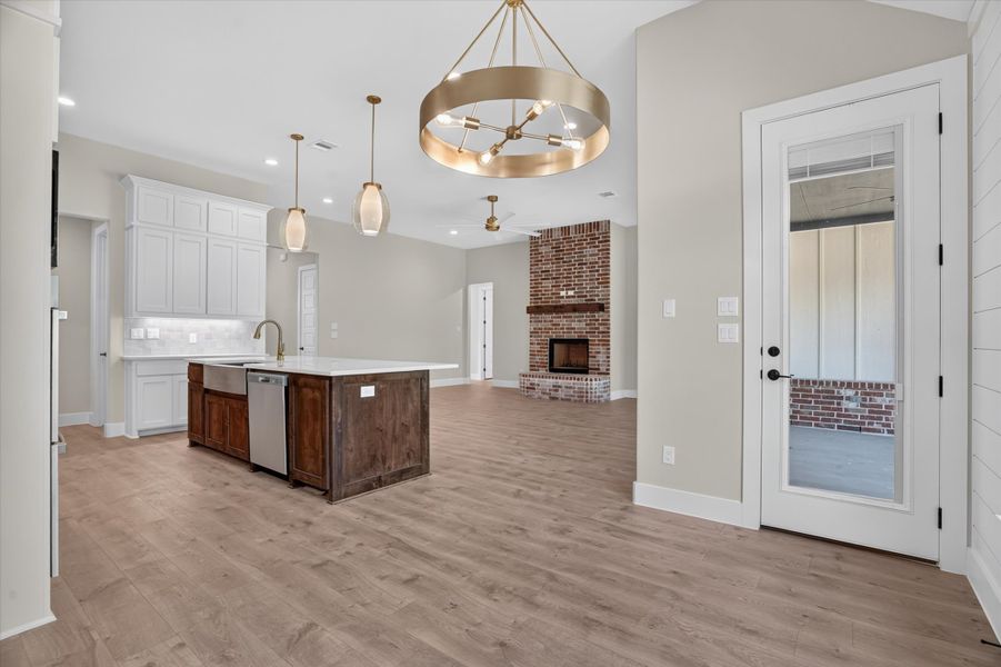 Furnished interior view inside a new home in Cartwright Ranch, Weatherford (Image 8). Furnished interior view inside a new home in Cartwright Ranch, Weatherford (Image 8).