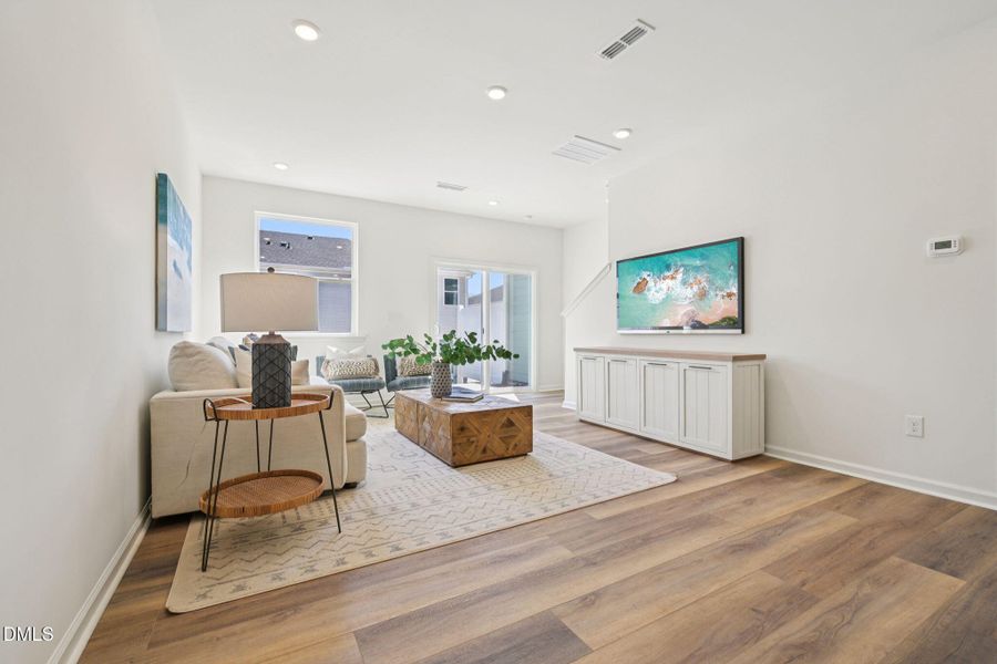 9-web-or-mls-2210 Rabbitbrush St.-S0204-