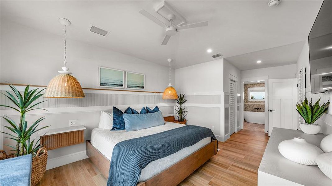 Furnished interior view inside a new home in , Sarasota (Image 52).