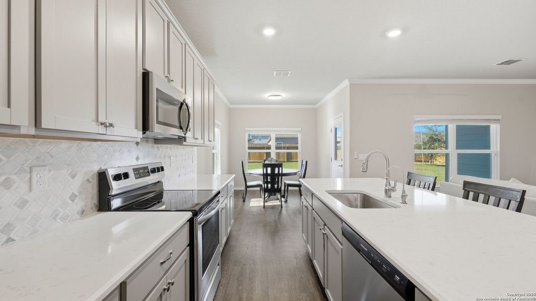 Furnished interior view inside a new home in Legend Pond, New Braunfels (Image 30). Furnished interior view inside a new home in Legend Pond, New Braunfels (Image 30).