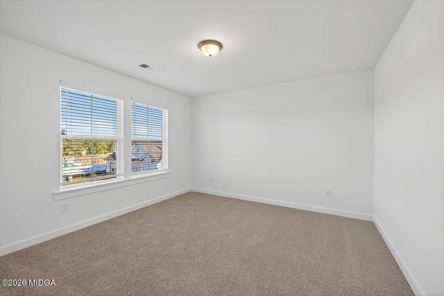 Spacious, unfurnished interior of a new home in Robins Estates, Warner Robins (Image 24).