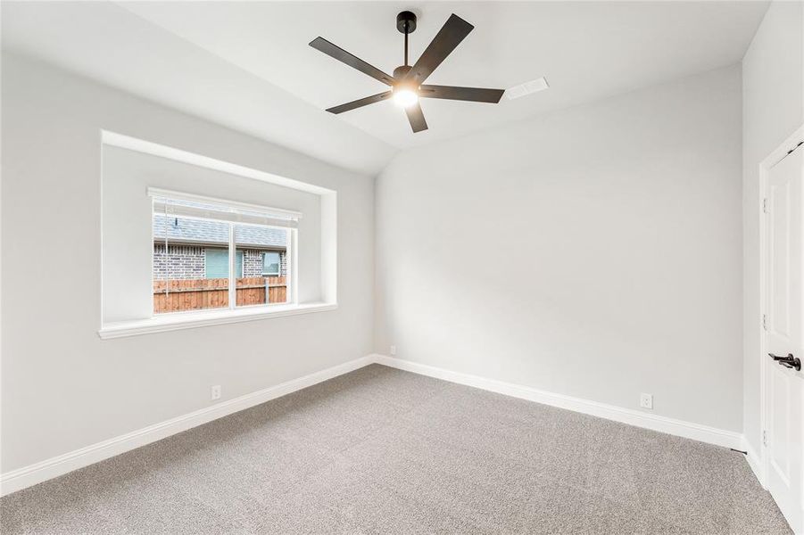 Spacious, unfurnished interior of a new home in Villages of Walnut Grove, Midlothian (Image 25).