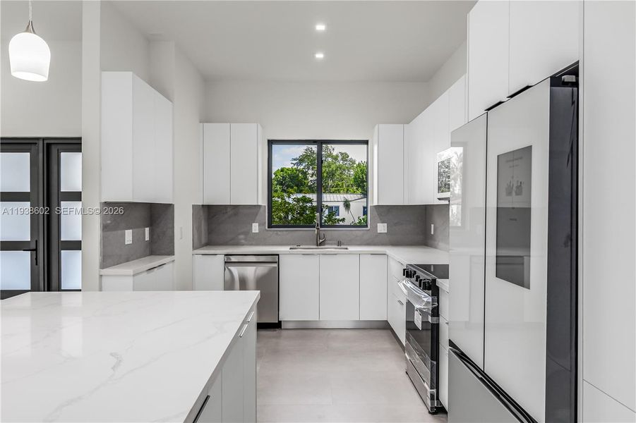 Furnished interior view inside a new home in , Biscayne Park (Image 5).