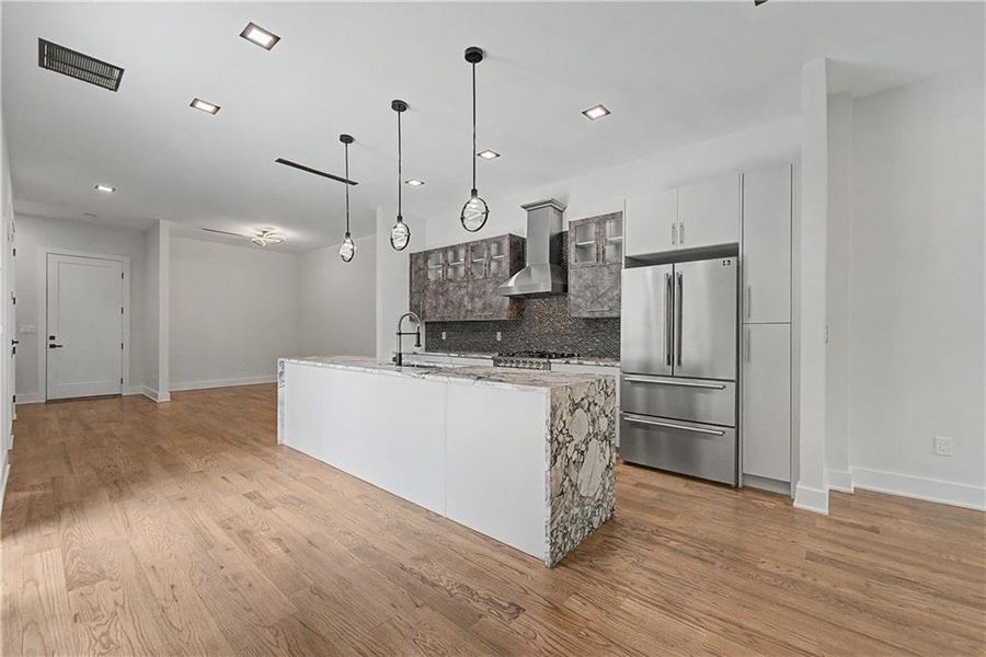 Furnished interior view inside a new home in , Atlanta (Image 6).