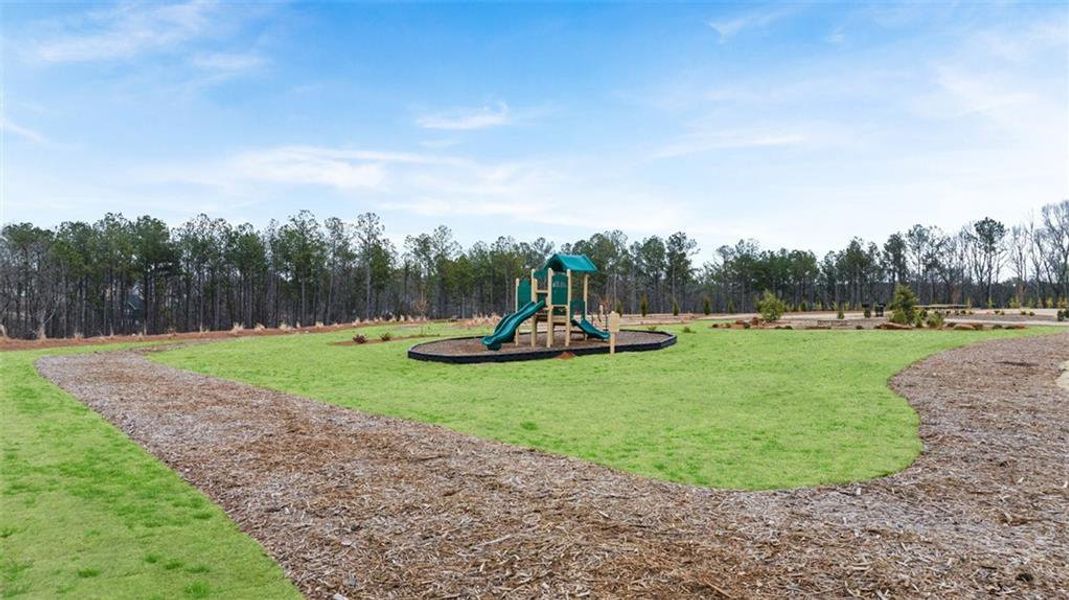 Image 46 of a home in Echo Glen. Image 46 of a home in Echo Glen.