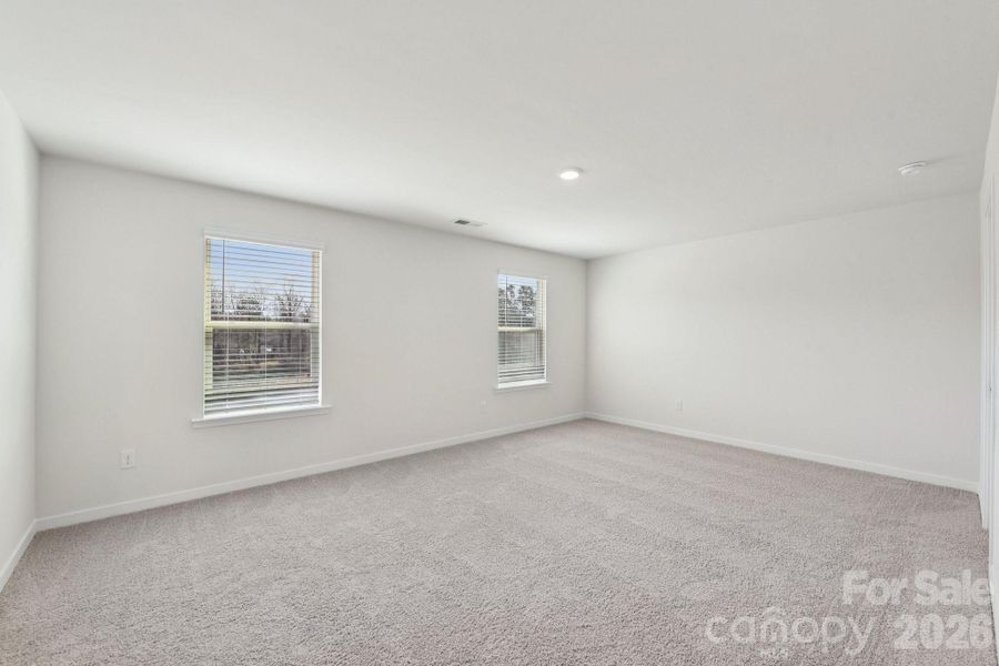 Spacious, unfurnished interior of a new home in The Hamptons at Hickory, Hickory (Image 16).