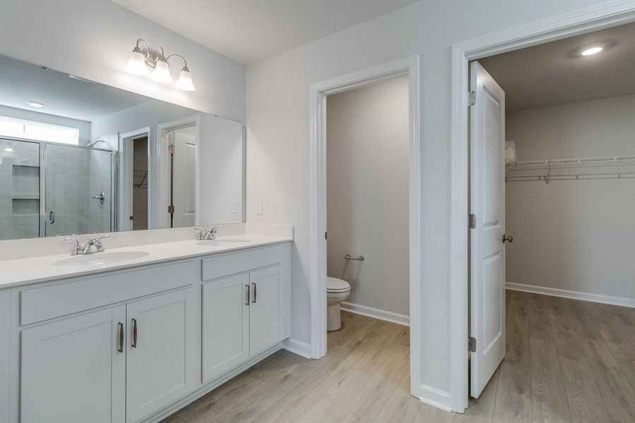 Furnished interior view inside a new home in Winston Point, Gilbert (Image 9). Furnished interior view inside a new home in Winston Point, Gilbert (Image 9).