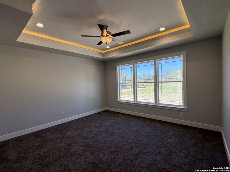 Spacious, unfurnished interior of a new home in Lonesome Dove, San Antonio (Image 6). Spacious, unfurnished interior of a new home in Lonesome Dove, San Antonio (Image 6).