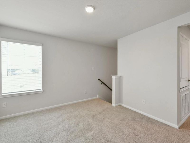 Spacious, unfurnished interior of a new home in The Villages at WestPointe, Dayton (Image 27).