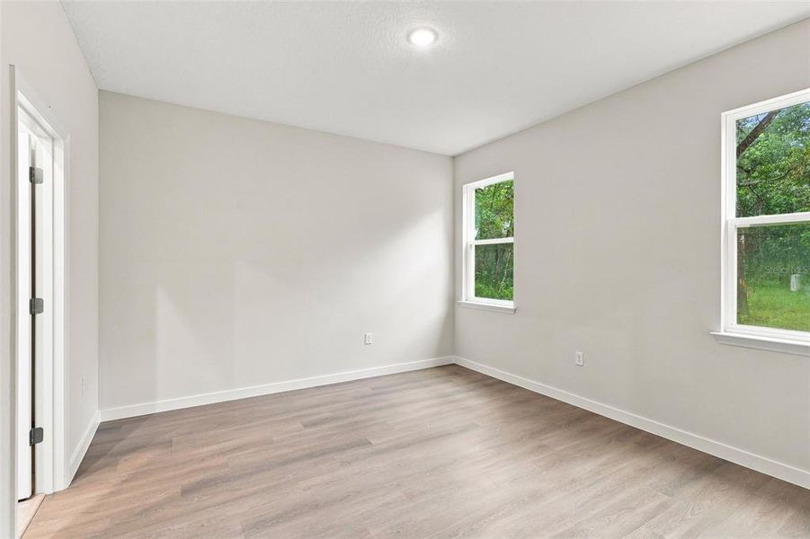 Spacious, unfurnished interior of a new home in , Mount Plymouth (Image 19). Spacious, unfurnished interior of a new home in , Mount Plymouth (Image 19).