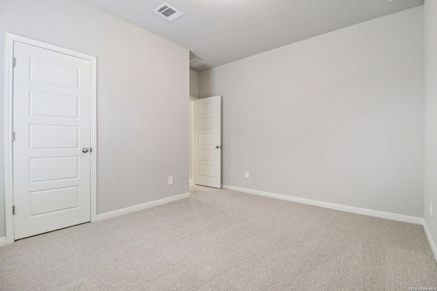 Spacious, unfurnished interior of a new home in Sagebrooke - Classic Series, San Antonio (Image 38).