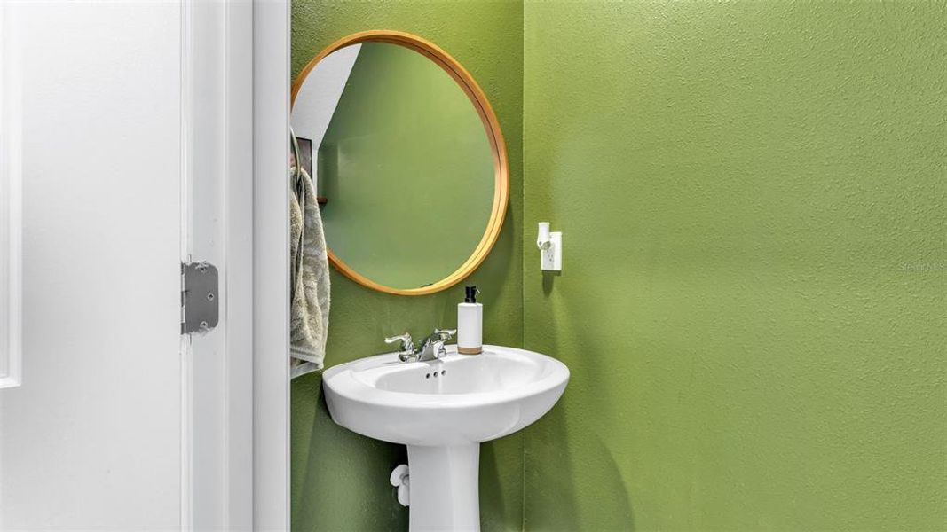Close-up of interior finishes inside a home in , Winter Haven (Image 20).