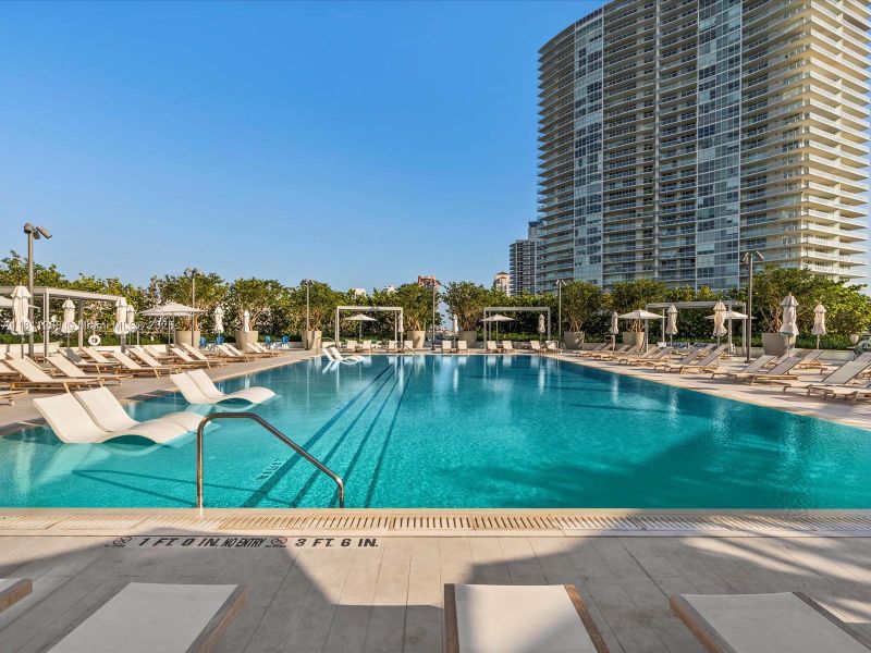 Image 28 of a home in Five Park. Image 28 of a home in Five Park.