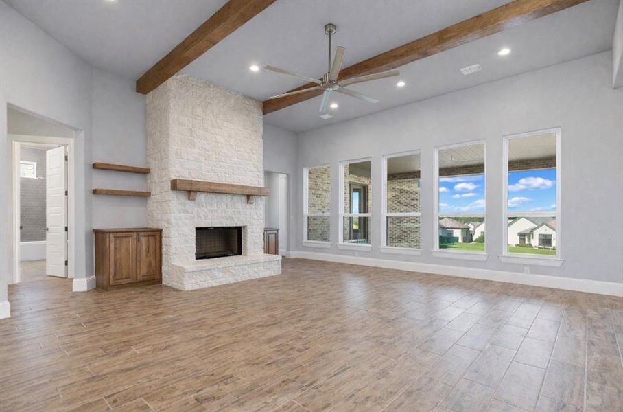 Spacious, unfurnished interior of a new home in , Weatherford (Image 32).
