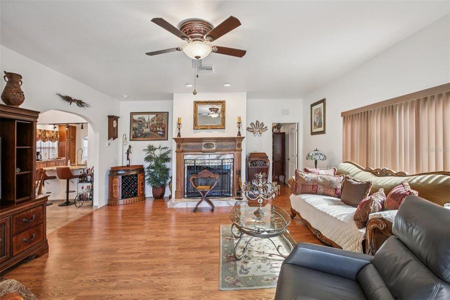 Image 30 of a home in .