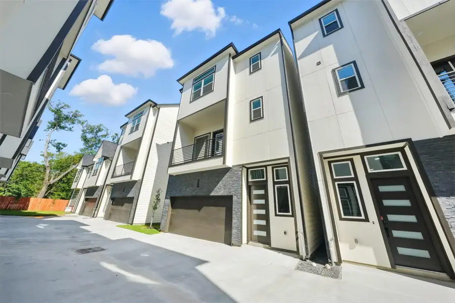 Image 26 of a home in . Image 26 of a home in .