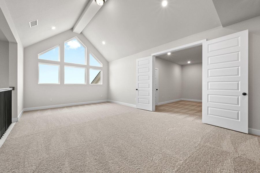 Representative image. Features, selections and colors may vary.