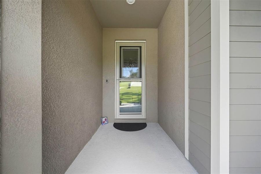 Exterior details and patio area of a home in , Beverly Hills (Image 2).