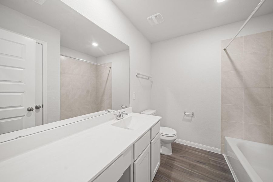 Furnished interior view inside a new home in Bluestem, Brookshire (Image 10).