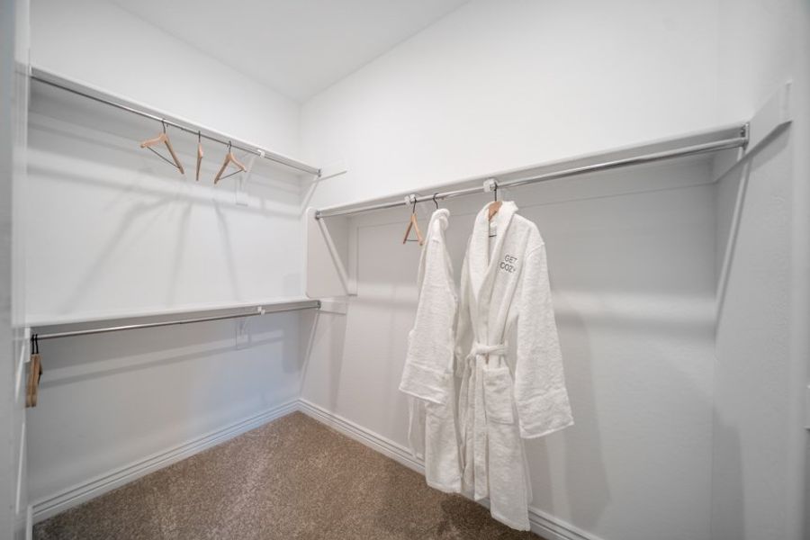 Spacious, unfurnished interior of a new home in Hawes Crossing, Mesa (Image 17). Spacious, unfurnished interior of a new home in Hawes Crossing, Mesa (Image 17).