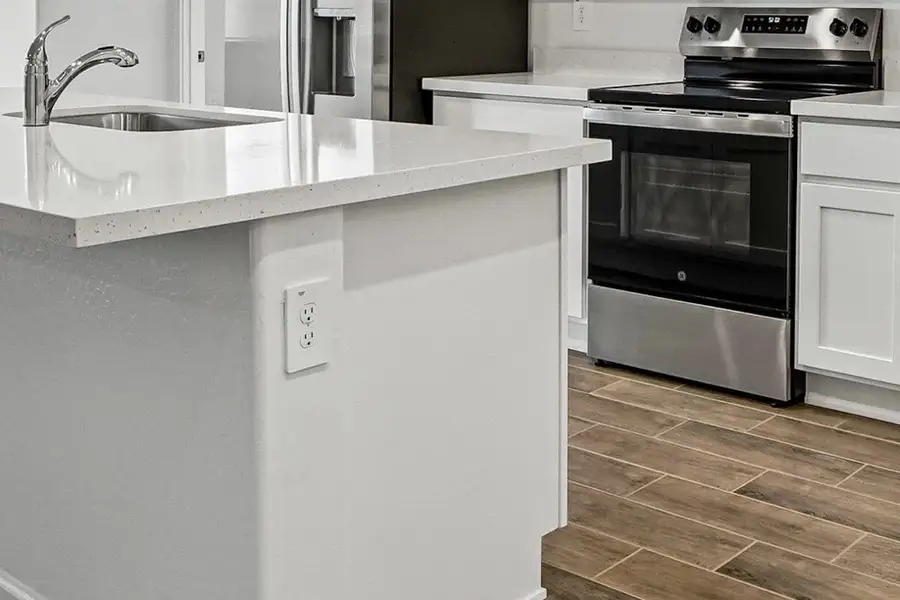 Representative images and renderings are for illustrative purposes. Actual structural options and design finishes of home may vary.