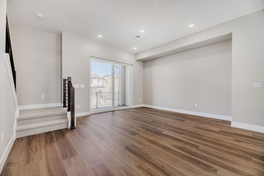 Spacious, unfurnished interior of a new home in Solterra, Lakewood (Image 6).