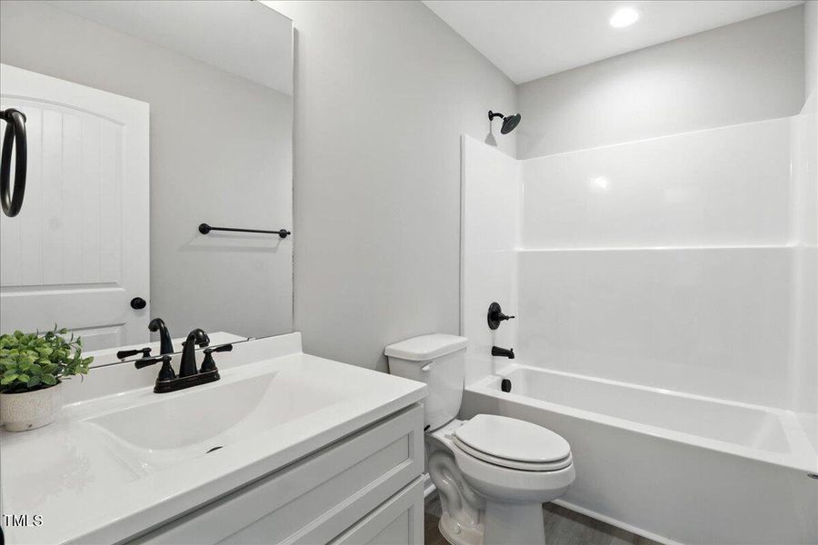 21-73 Grace Pond Ave-21 21-73 Grace Pond Ave-21