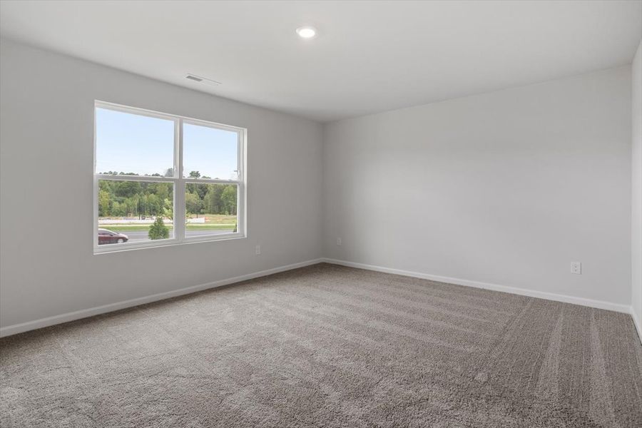 Spacious, unfurnished interior of a new home in Sweetbrier, Durham (Image 19).