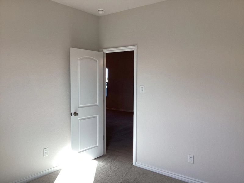 Spacious, unfurnished interior of a new home in The Homestead at Lariat, Liberty Hill (Image 18).