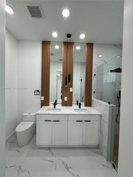 Furnished interior view inside a new home in , Lehigh Acres (Image 9).