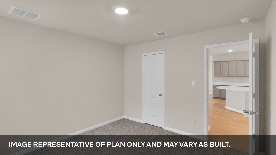 Spacious, unfurnished interior of a new home in Thunder Rock, Marble Falls (Image 15).