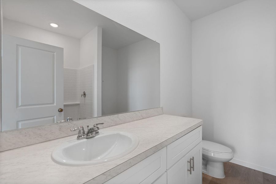 Furnished interior view inside a new home in Stokesbury, Waller (Image 3).