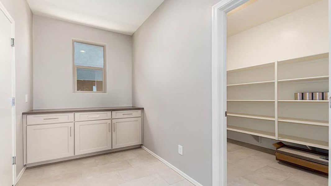 Image 31 representing the 40R4 by Taylor Morrison in Los Cielos at Rancho Mercado, Surprise, AZ.