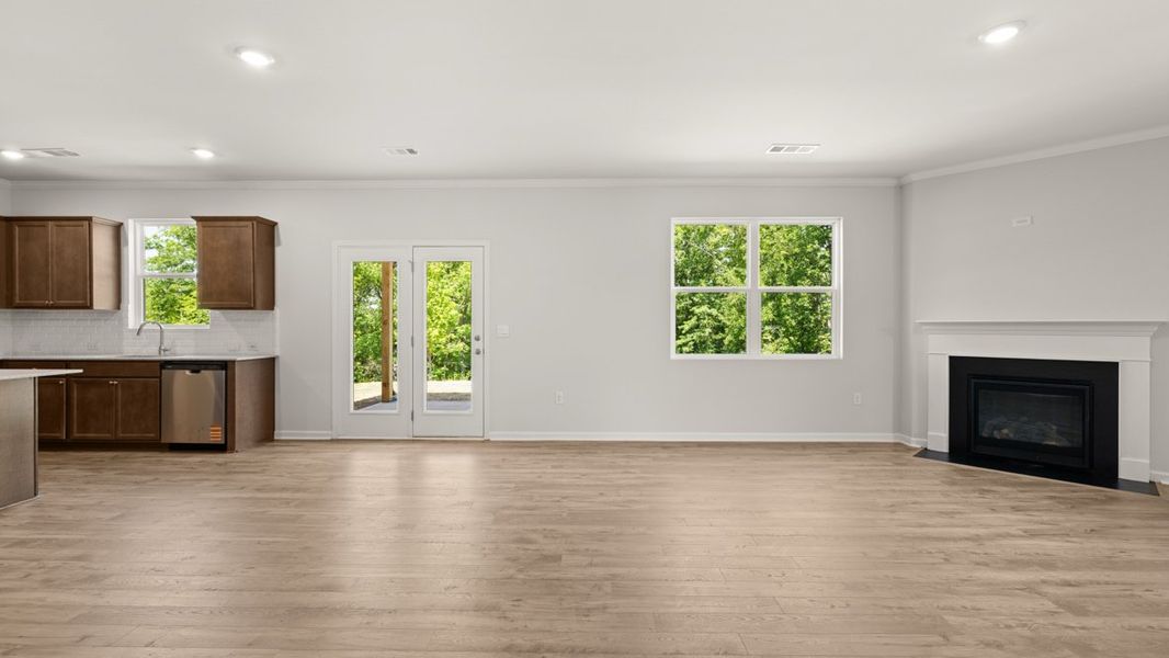 Representative unfurnished interior of a home built from the Mansfield by D.R. Horton in Falcon Landing, Gainesville (Image 15).