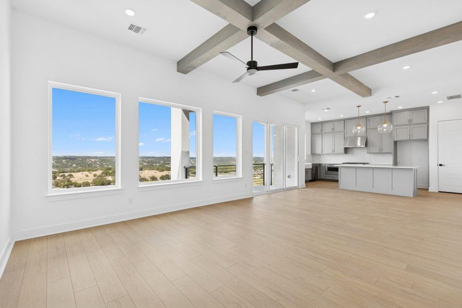 Family - Dining - Kitchen Family - Dining - Kitchen