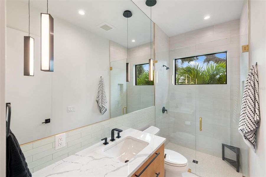 Furnished interior view inside a new home in , Sarasota (Image 47).