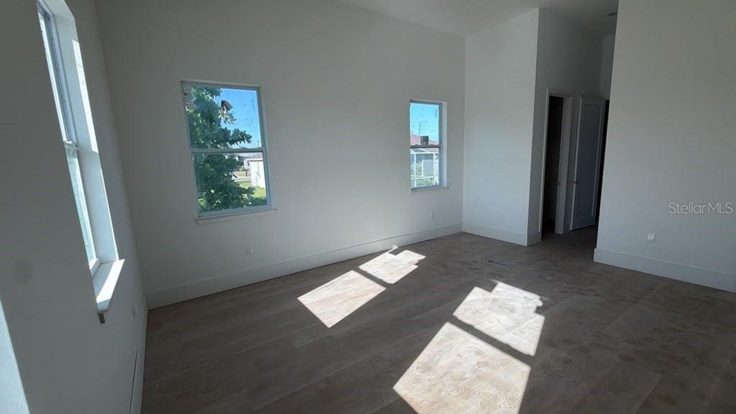 Image 43 of a home in .