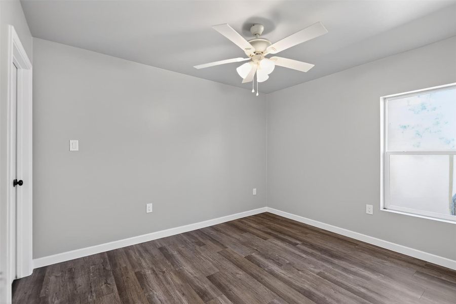 Spacious, unfurnished interior of a new home in , Cleveland (Image 29).