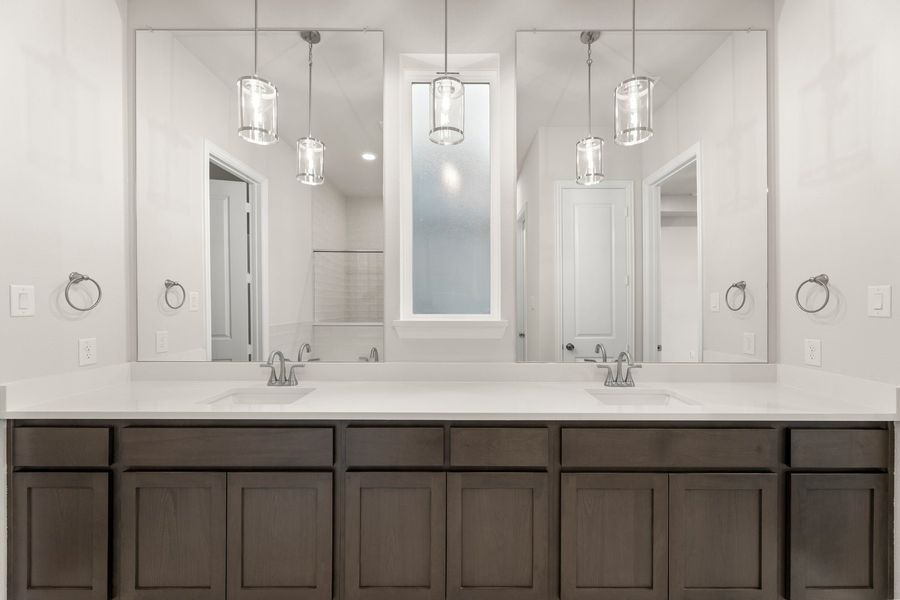 Furnished interior view inside a new home in Nelson Lake Estates, Rockwall (Image 13).