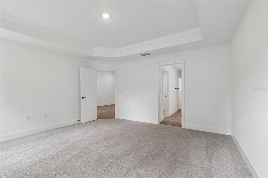 Spacious, unfurnished interior of a new home in Abbey Glen, Dade City (Image 65).