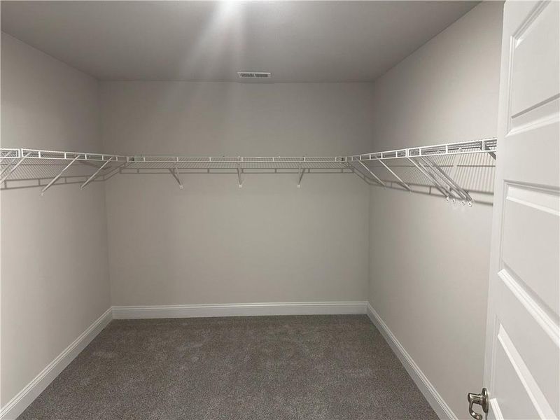 Spacious, unfurnished interior of a new home in Canterbury Villas, Carrollton (Image 13). Spacious, unfurnished interior of a new home in Canterbury Villas, Carrollton (Image 13).