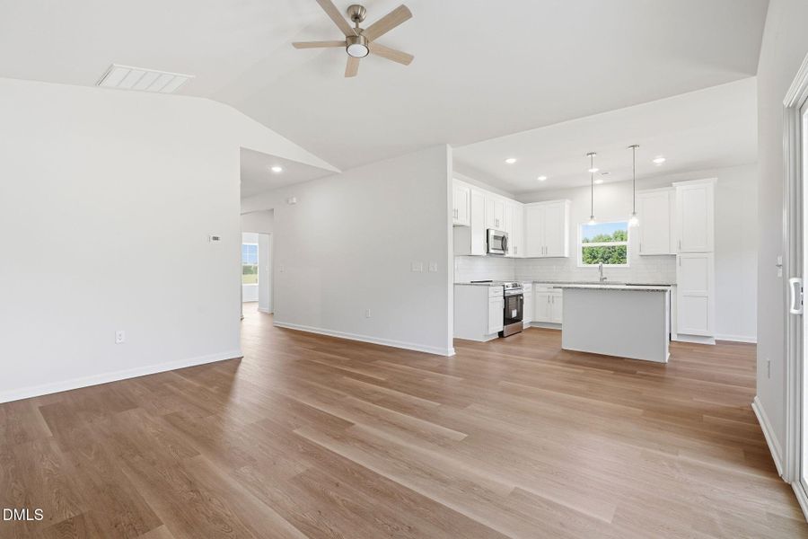 33-web-or-mls-DSC06062 33-web-or-mls-DSC06062