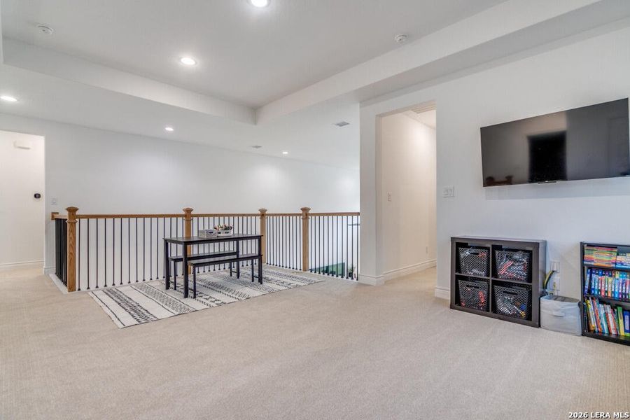 Furnished interior view inside a new home in Ventana Park, Bulverde (Image 19). Furnished interior view inside a new home in Ventana Park, Bulverde (Image 19).