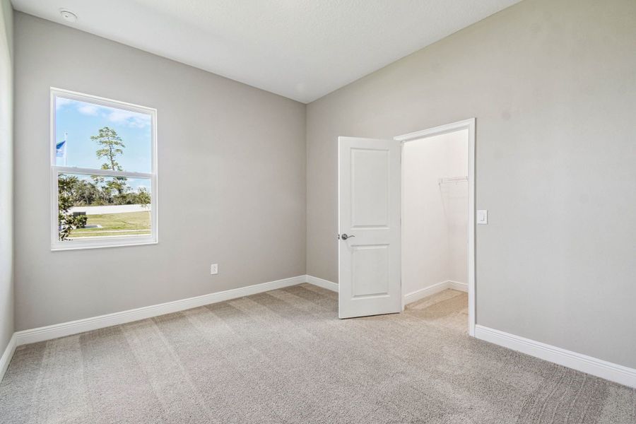 Spacious, unfurnished interior of a new home in Pinecone Reserve, Brooksville (Image 37).