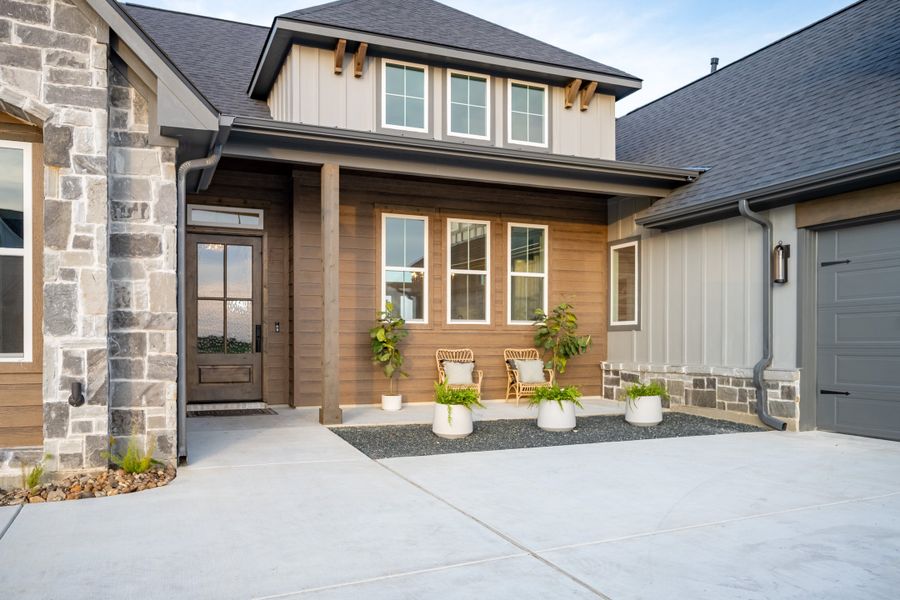 Exterior details and patio area of a home in Stella Ranch, Bryan (Image 3).
