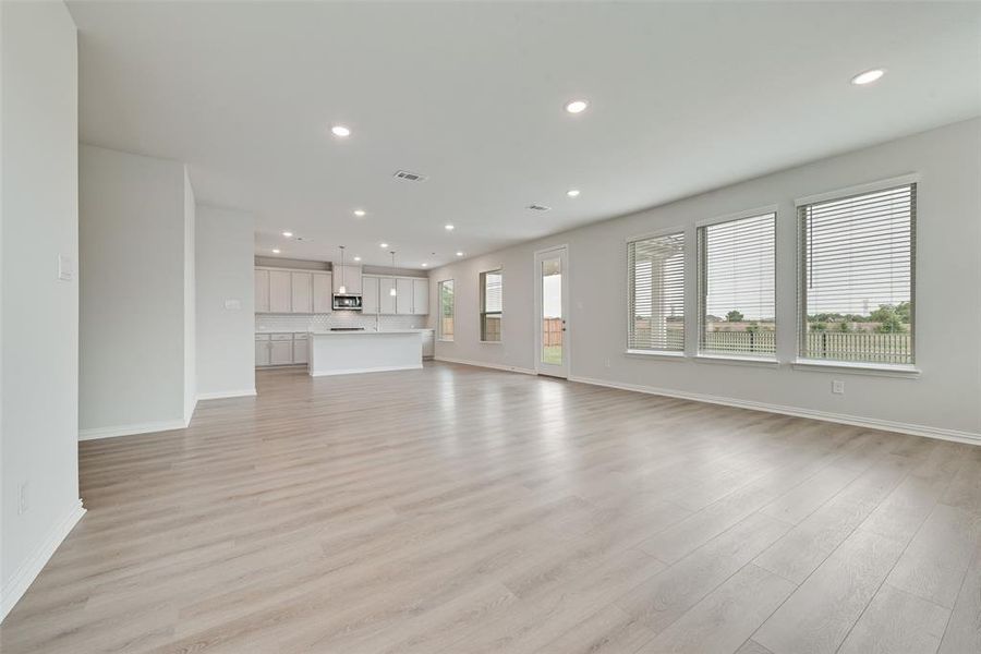 Spacious, unfurnished interior of a new home in Creekside of Crowley, Crowley (Image 29). Spacious, unfurnished interior of a new home in Creekside of Crowley, Crowley (Image 29).