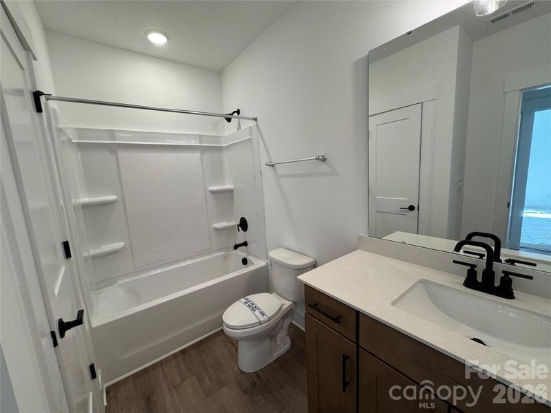 Furnished interior view inside a new home in Robinson Oaks, Gastonia (Image 13).