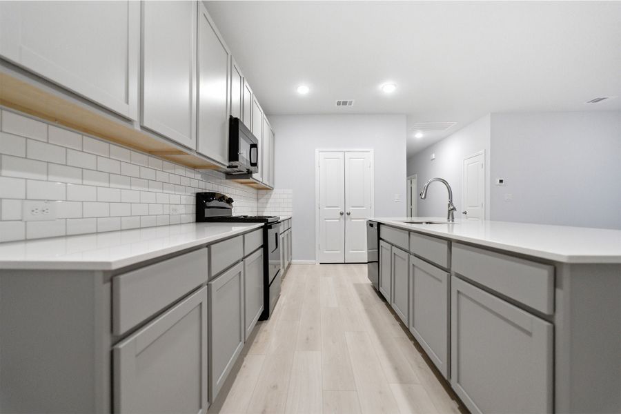 Furnished interior view inside a new home in Hunters Glen, Jarrell (Image 9). Furnished interior view inside a new home in Hunters Glen, Jarrell (Image 9).