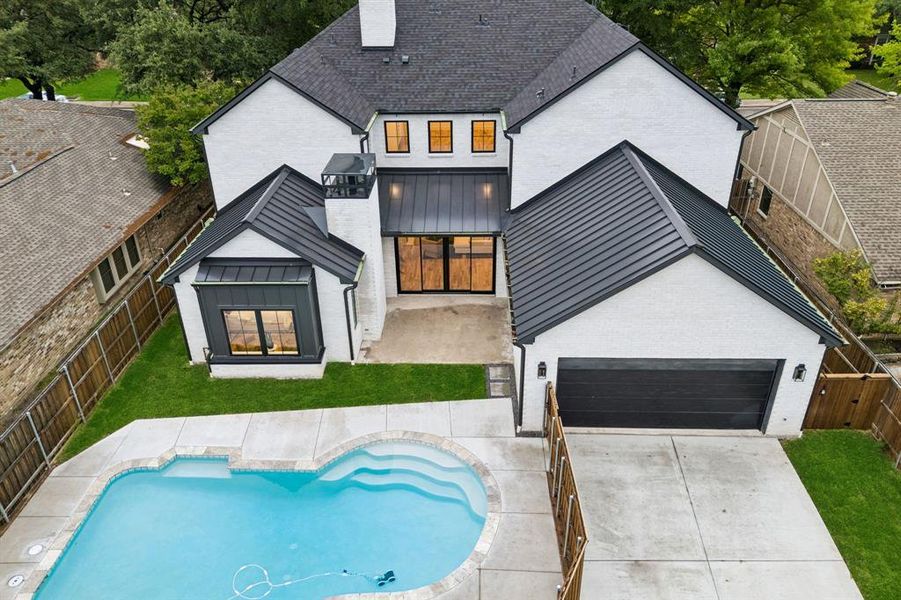 Exterior details and patio area of a home in , Dallas (Image 26).