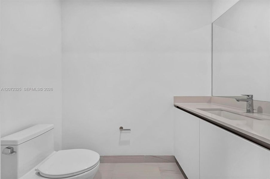 Powder room